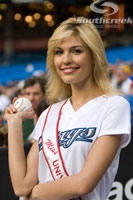 2010.07.30 - Miss Universe Canada 2010 Elena Semikina